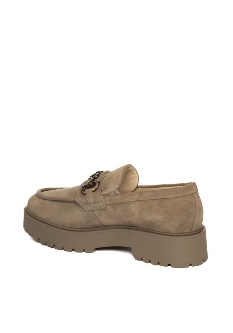 Taupe suede loafer NERO GIARDINI | 411390AROLDVELO-501